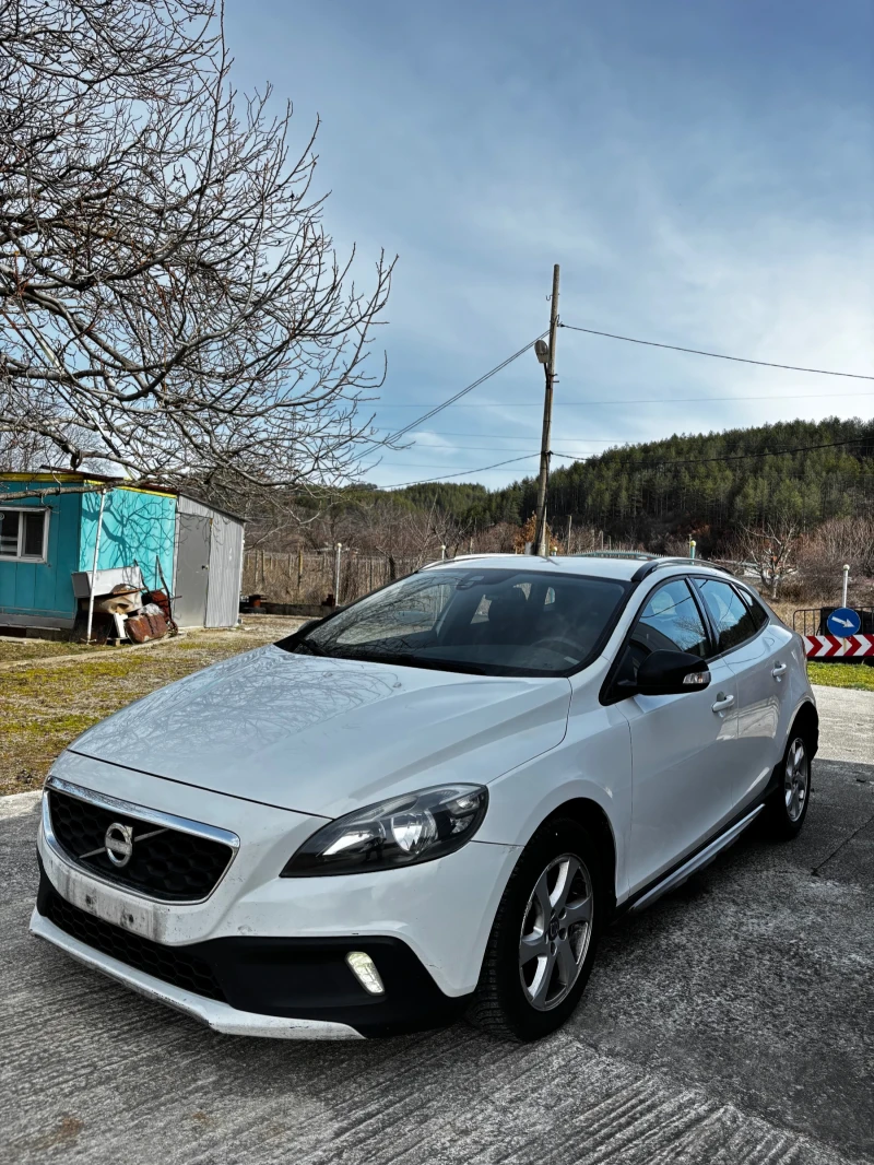 Volvo V40 Cross Country 1.6D 115кс , 2013 година , Италия !, снимка 2 - Автомобили и джипове - 49324490