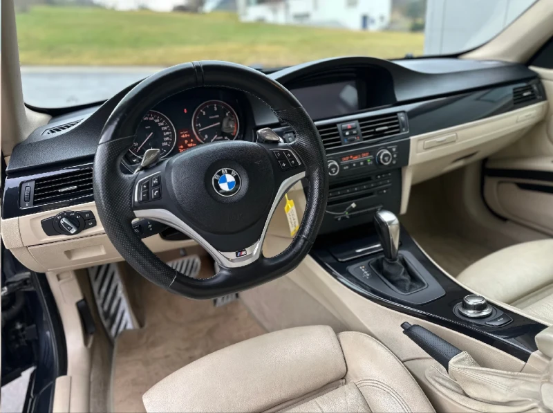 BMW 330 3.0D M Pack, снимка 8 - Автомобили и джипове - 49395580