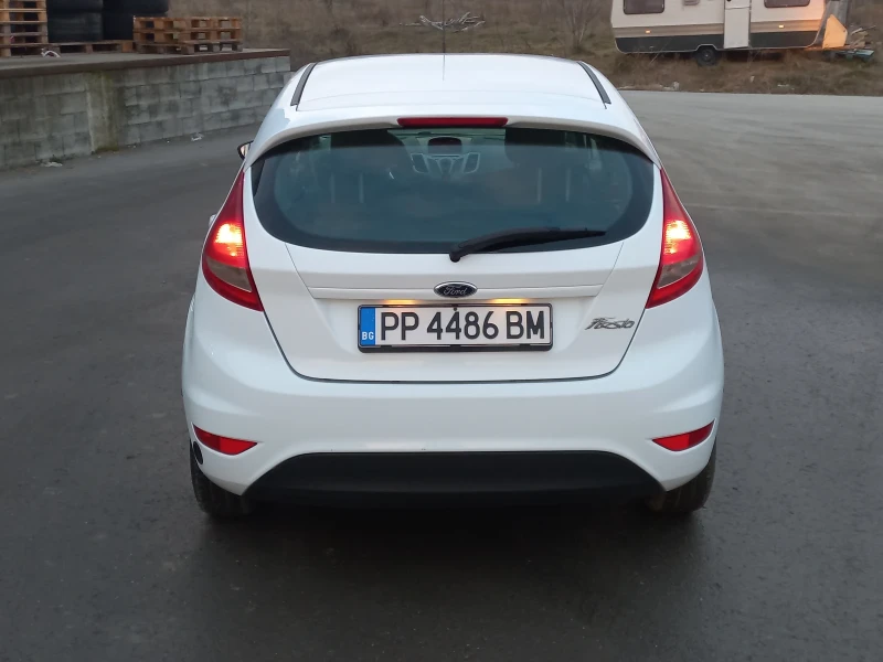 Ford Fiesta, снимка 3 - Автомобили и джипове - 49611092