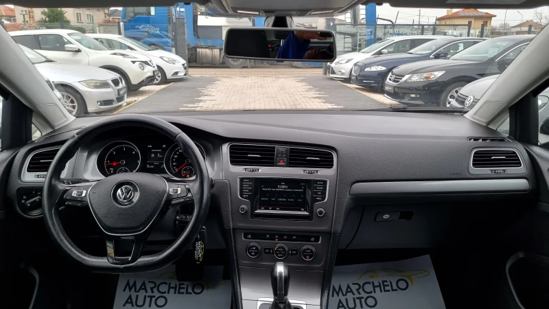 VW Golf 1.6TDI * * ПЪЛНА ГАРАНЦИЯ!!!, снимка 13 - Автомобили и джипове - 49635726
