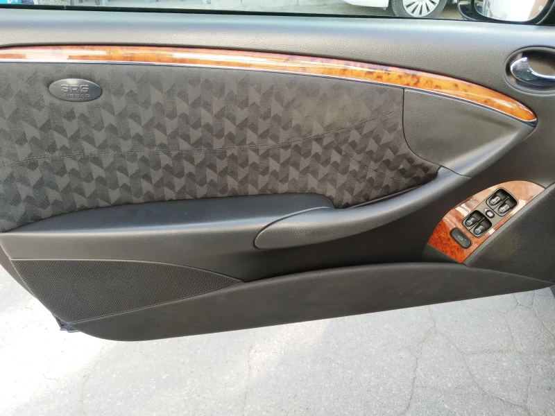 Mercedes-Benz CLK, снимка 4 - Автомобили и джипове - 50198739