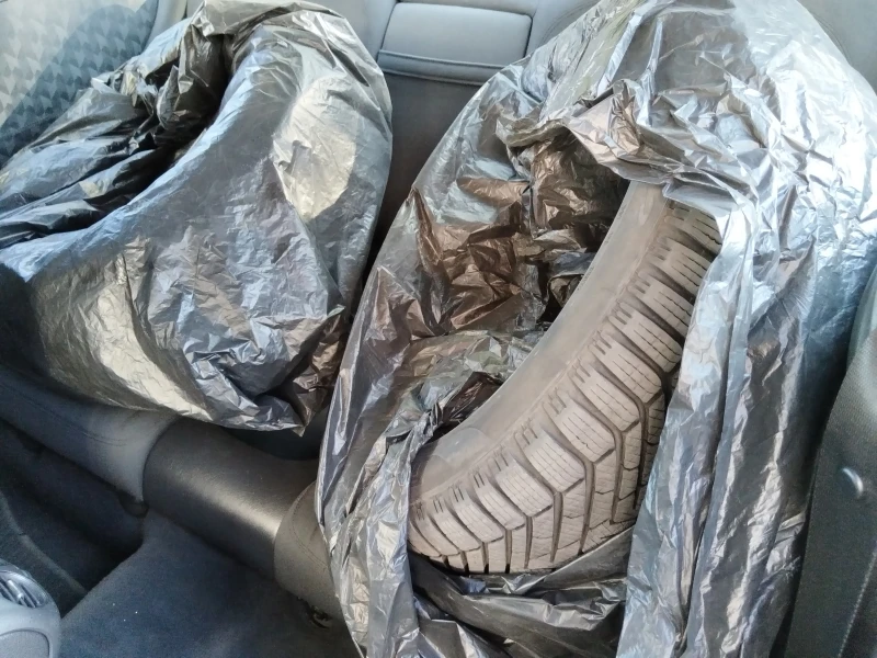 Mercedes-Benz CLK, снимка 12 - Автомобили и джипове - 50198739