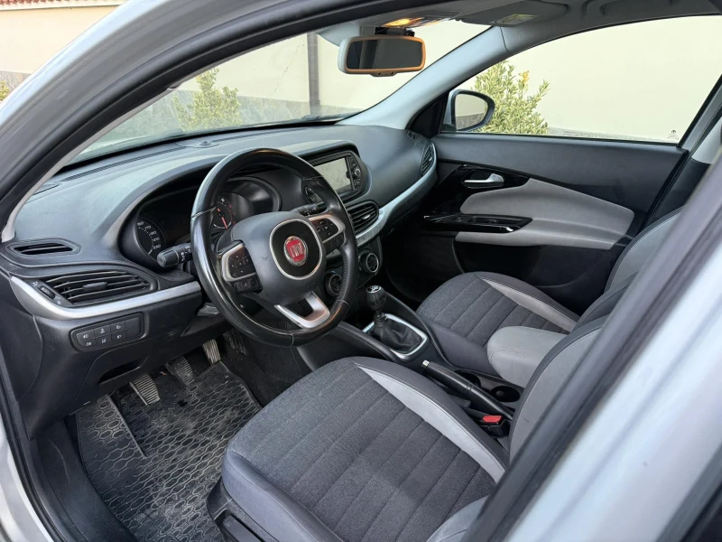 Fiat Tipo, снимка 8 - Автомобили и джипове - 52712838