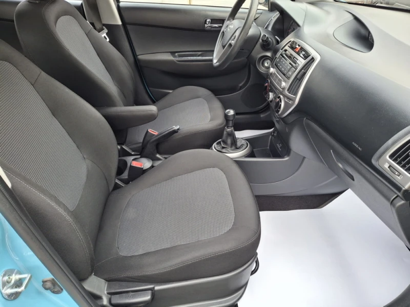 Hyundai I20 1.2 16V, снимка 14 - Автомобили и джипове - 52747540