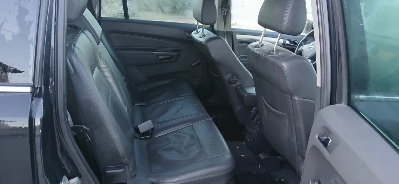 Opel Zafira 1.9 7= МЕСТЕН  КОЖА ПОДГРЕВ, снимка 14 - Автомобили и джипове - 53381500