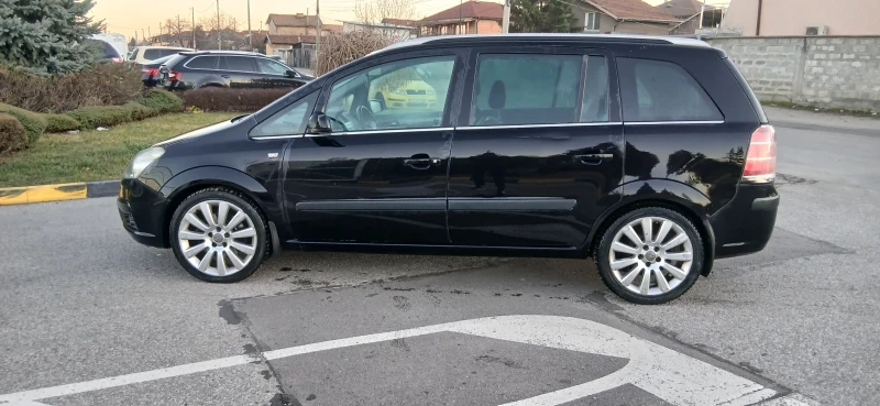 Opel Zafira 1.9 7= МЕСТЕН  КОЖА ПОДГРЕВ, снимка 2 - Автомобили и джипове - 53381500