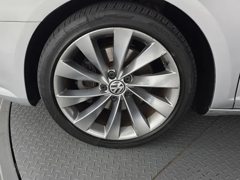 VW CC 2.0 TDI 4Motion, снимка 5 - Автомобили и джипове - 54303465