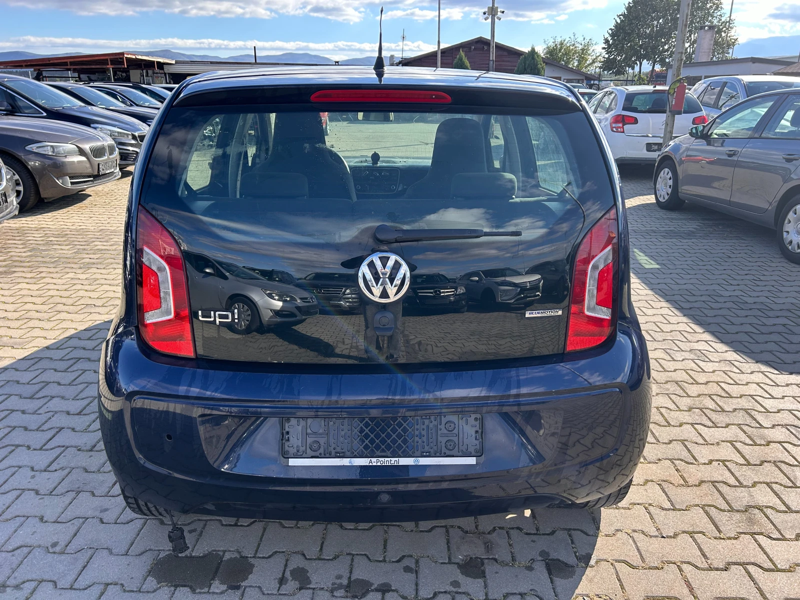 VW Up 1.0i EURO 5 ЛИЗИНГ - изображение 7