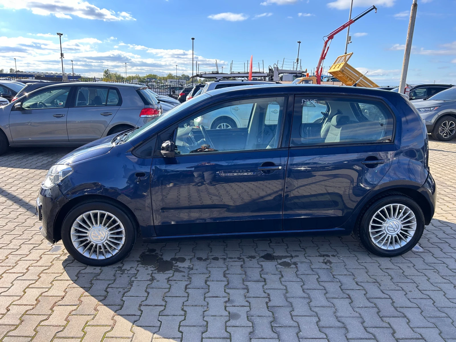 VW Up 1.0i EURO 5 ЛИЗИНГ - изображение 9