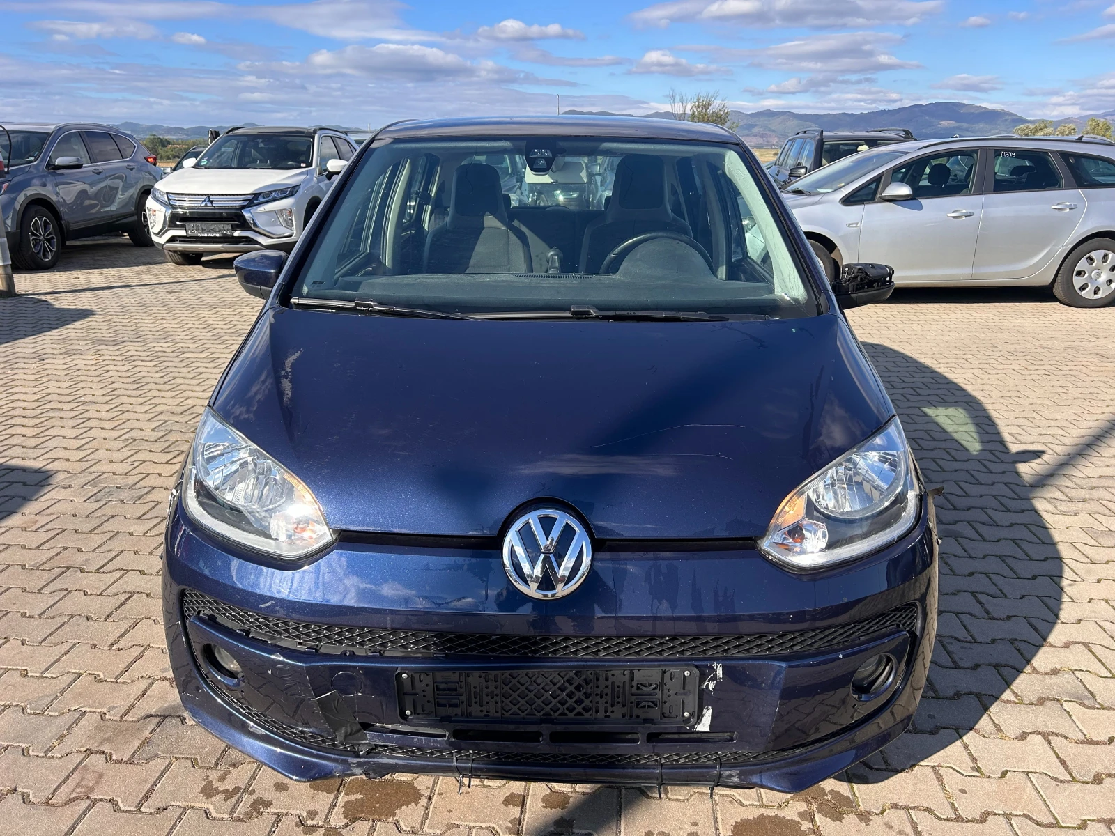 VW Up 1.0i EURO 5 ЛИЗИНГ - изображение 3