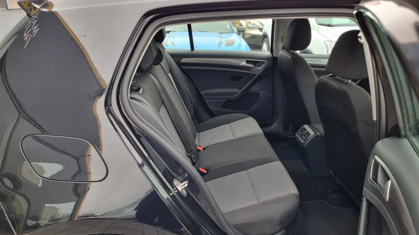 VW Golf 1.6TDI * *  !!! | Mobile.bg   11