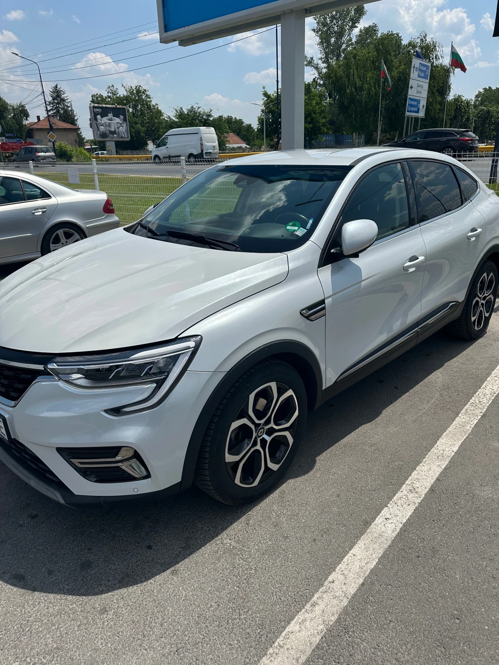 Renault Arkana 1.6 E-TECH Hybrid - изображение 2