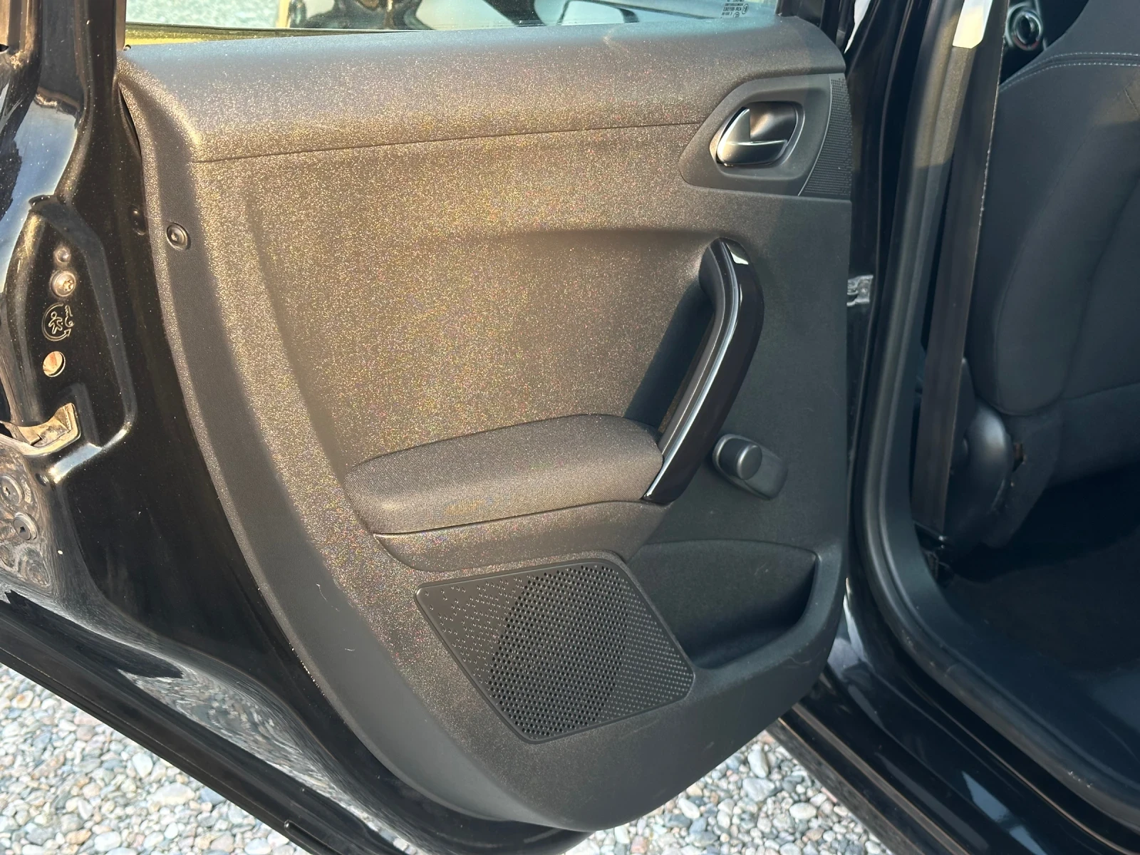 Peugeot 208 1.4 HDi Euro 5B - изображение 7