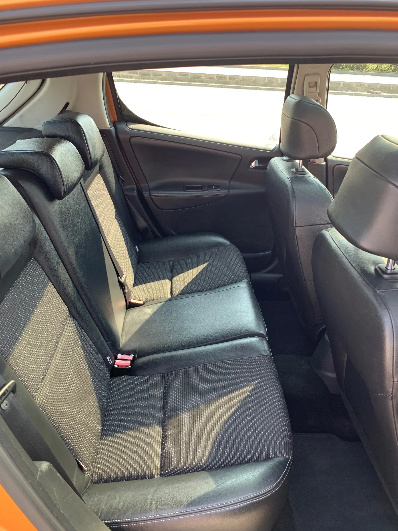 Peugeot 207 1.6 HDI - изображение 8