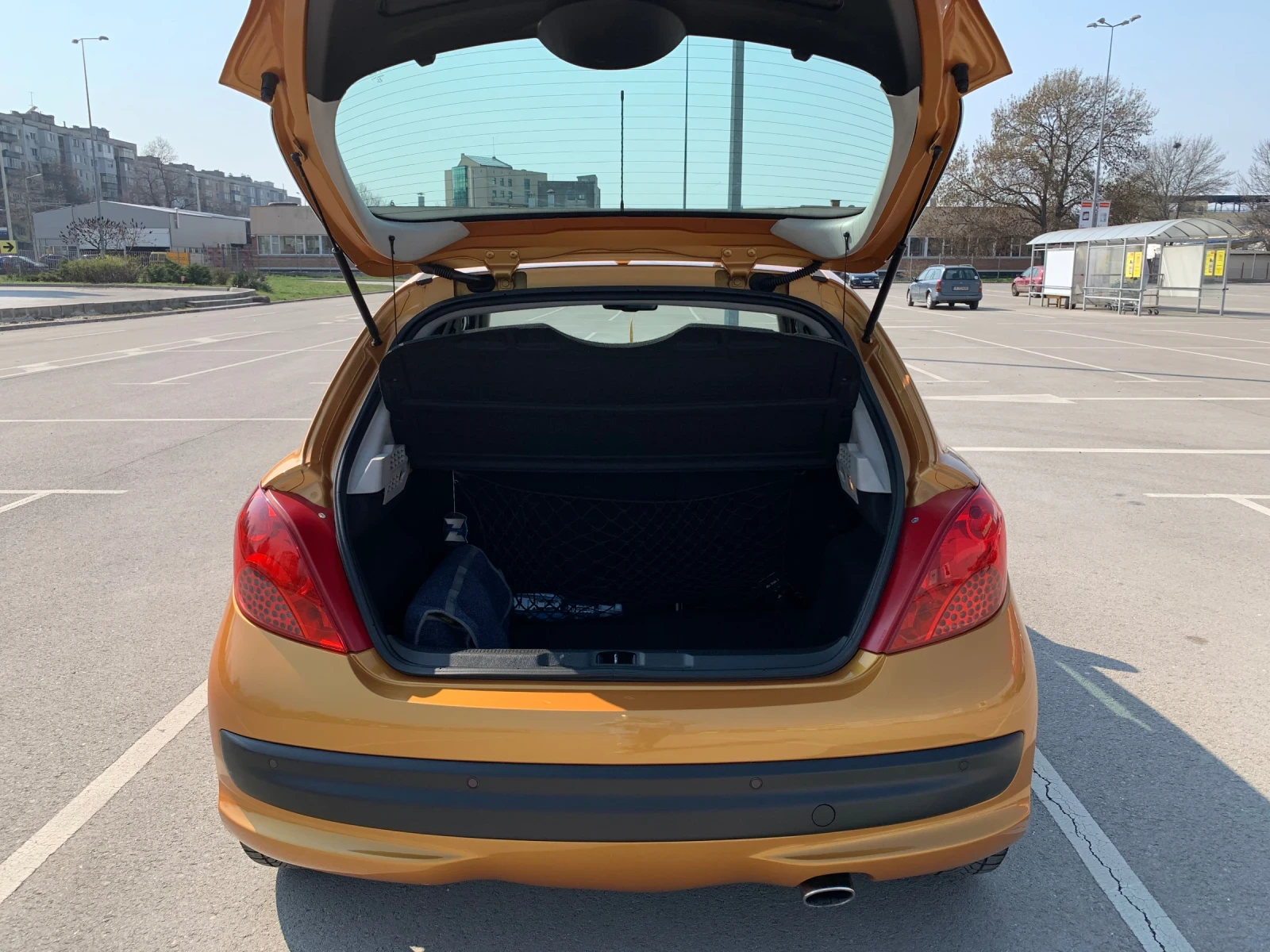 Peugeot 207 1.6 HDI - изображение 4