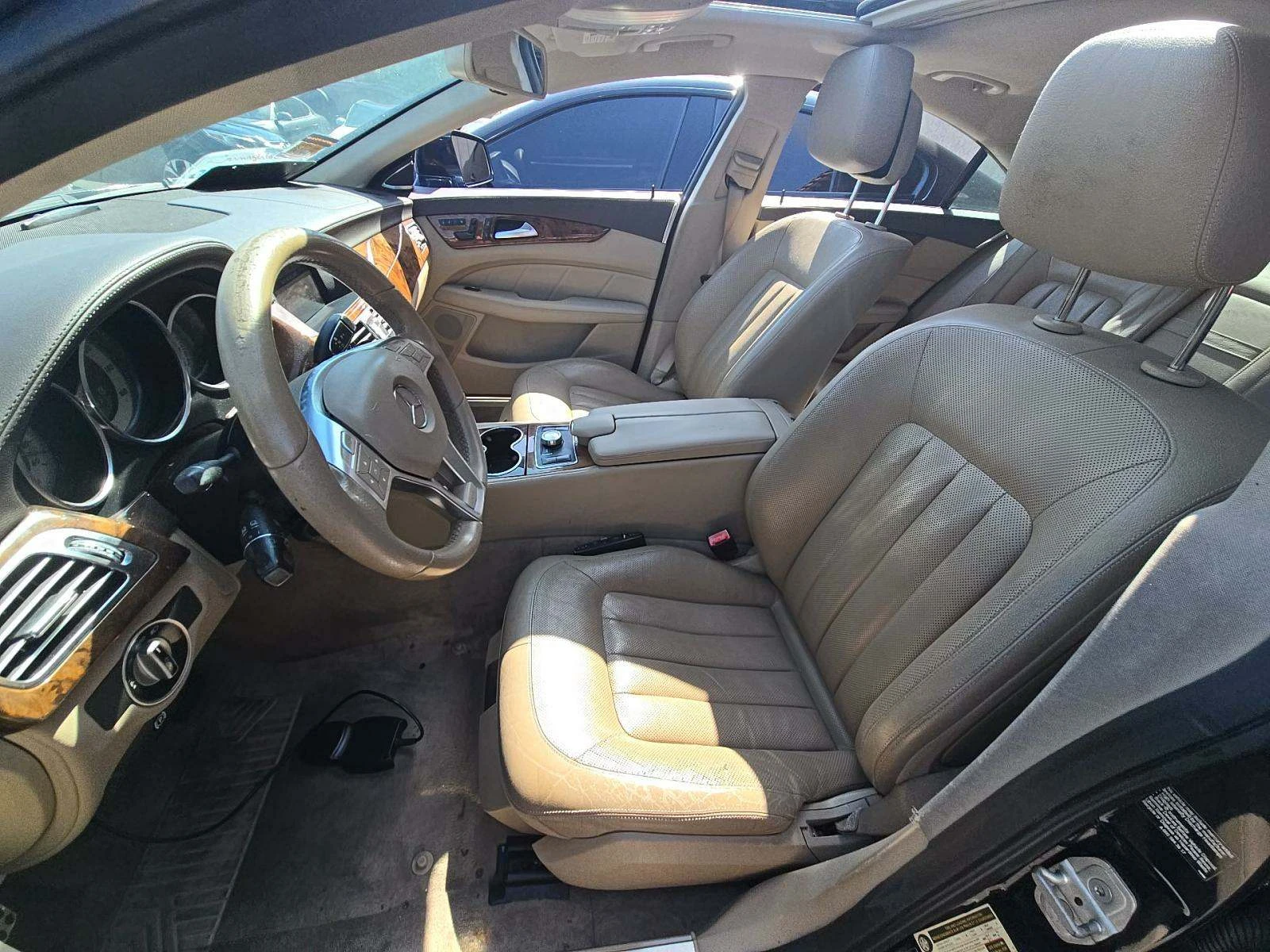 Mercedes-Benz CLS 500 AMG* PACK* HARMON* KARDON* ПОДГРЕВ* ОБДУХВАНЕ* МАС - изображение 7