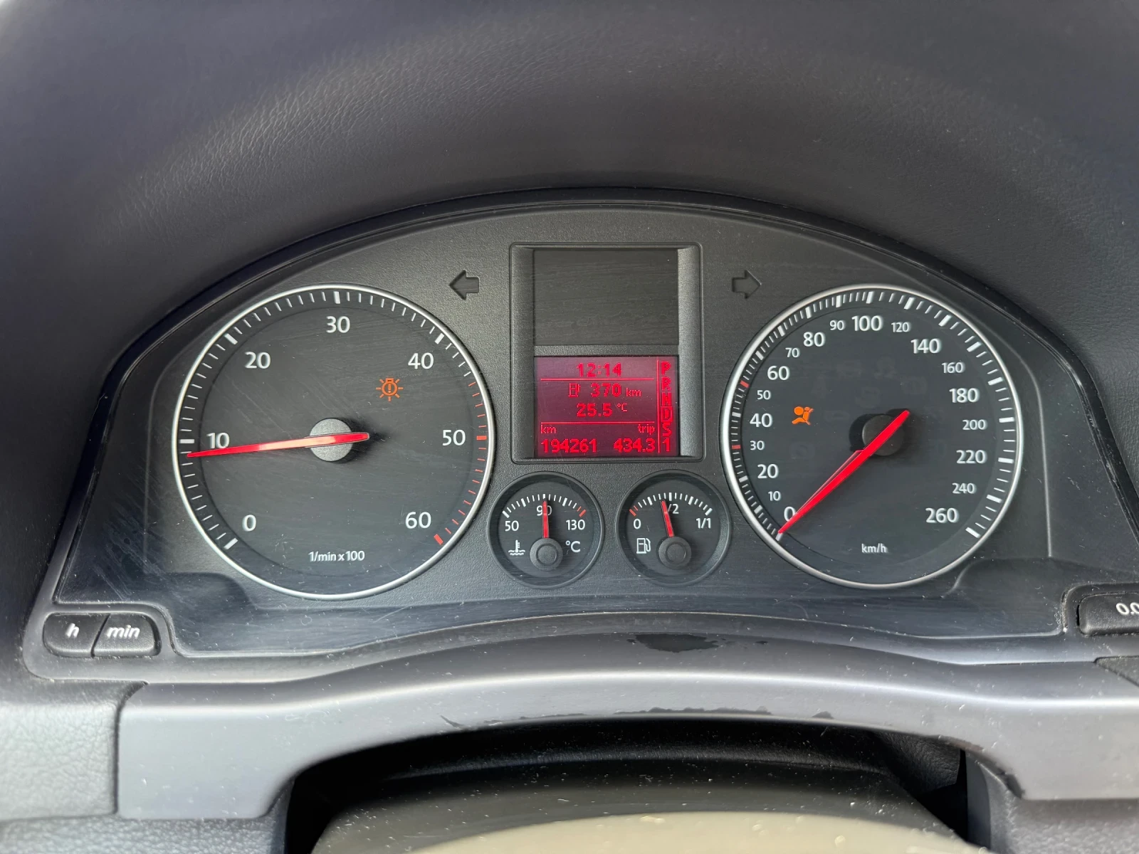 VW Golf Plus 2.0TDI DSG автоматик - изображение 10