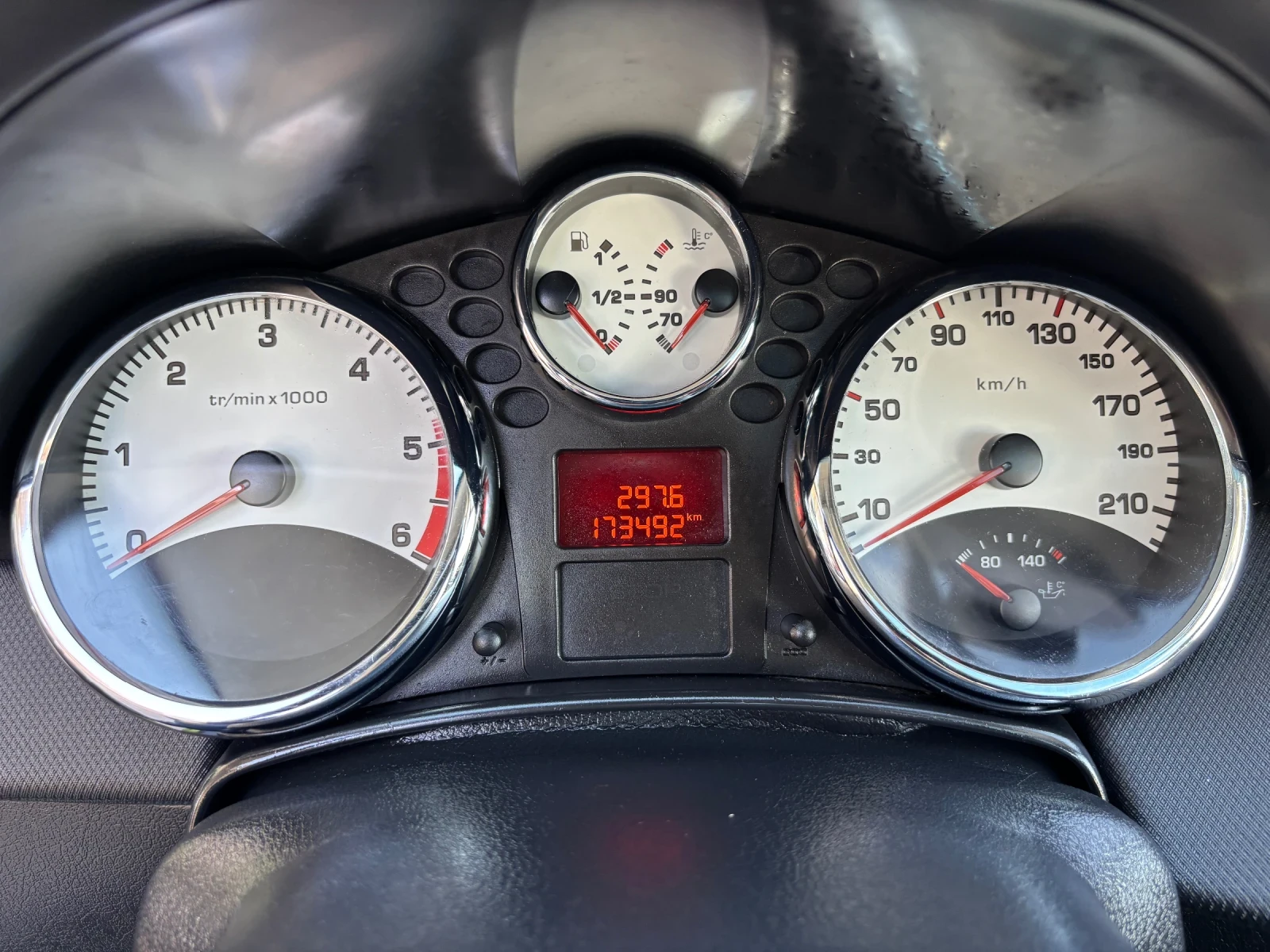 Peugeot 207 Възможен бартер 1.6HDI  Климатик Германия , снимка 12 - Автомобили и джипове - 53250461