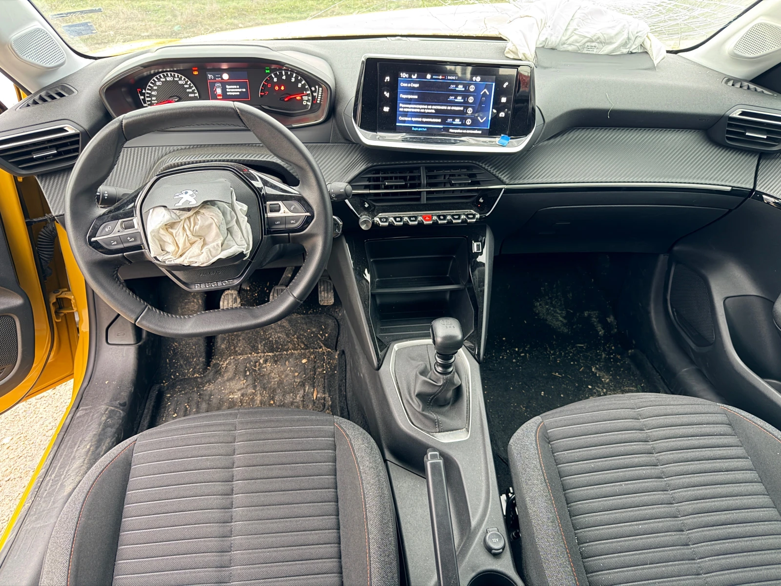 Peugeot 208 1.2 PureTech - изображение 10