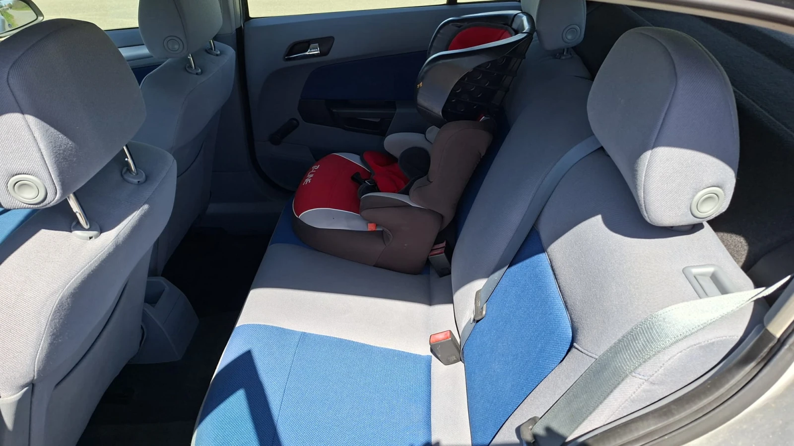 Opel Astra, снимка 6 - Автомобили и джипове - 54331594