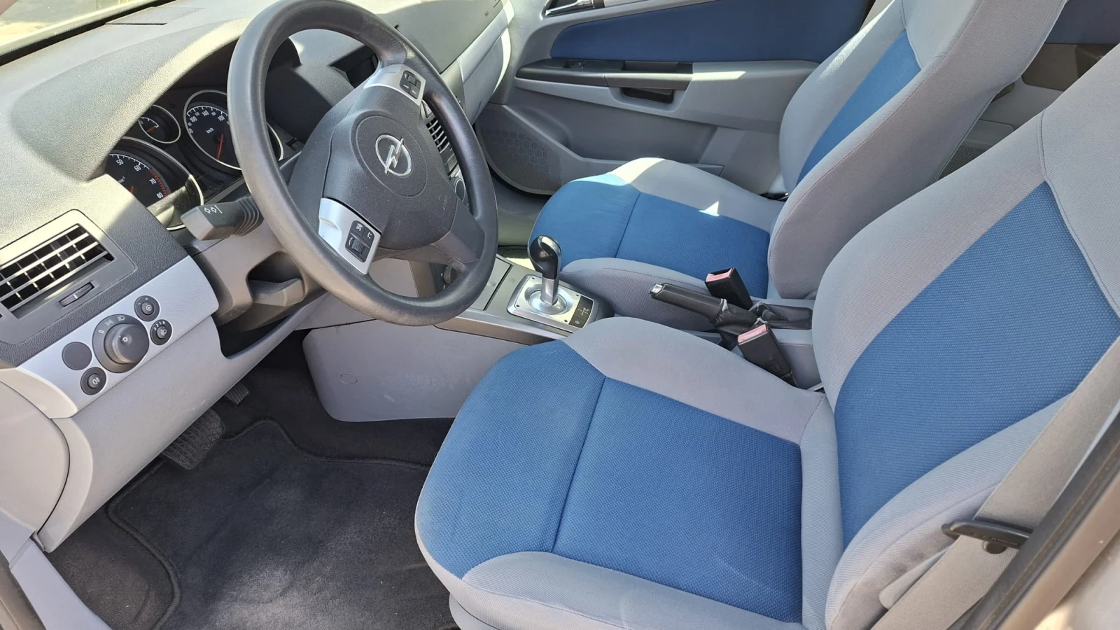 Opel Astra, снимка 5 - Автомобили и джипове - 54331594