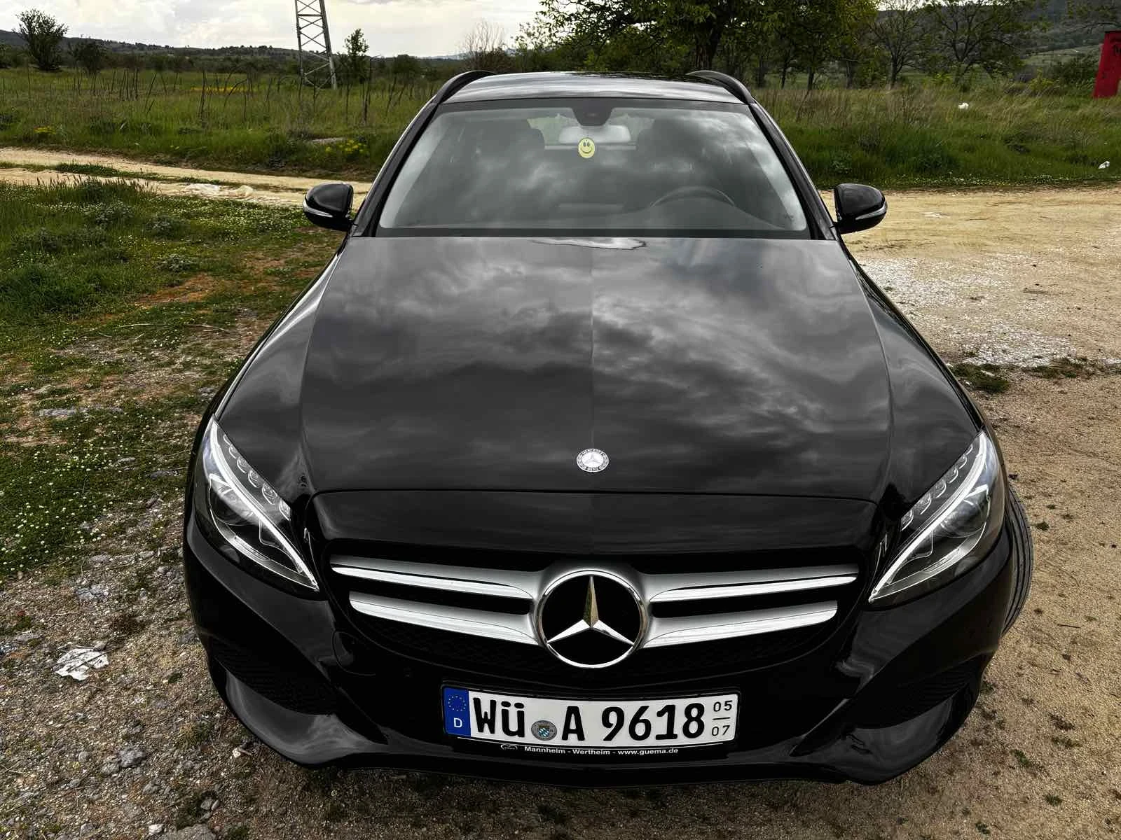 Mercedes-Benz C 220, снимка 2 - Автомобили и джипове - 54479729
