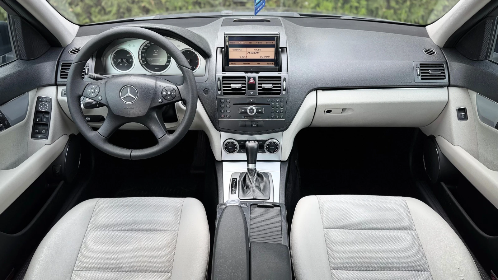Mercedes-Benz C 220 Avantgarde (OM646), снимка 11 - Автомобили и джипове - 54544147