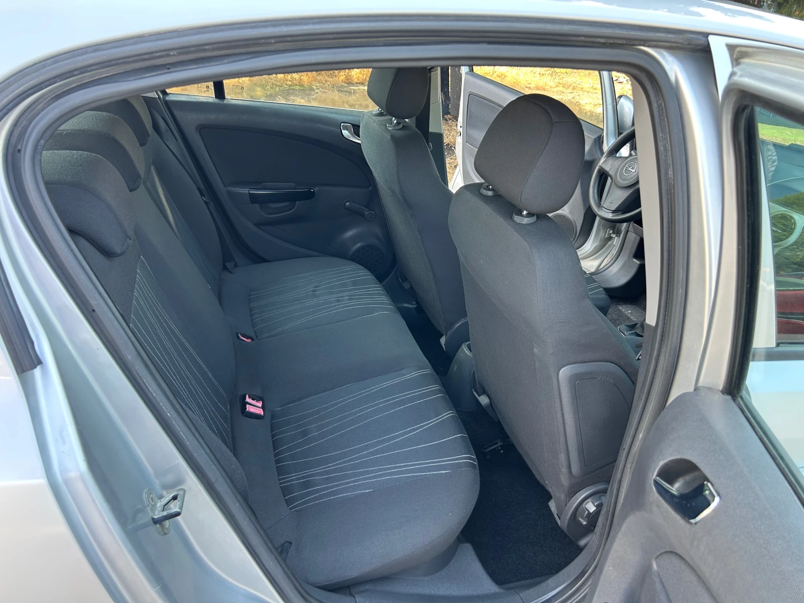 Opel Corsa 1.2I 16V EURO4, снимка 12 - Автомобили и джипове - 54863981