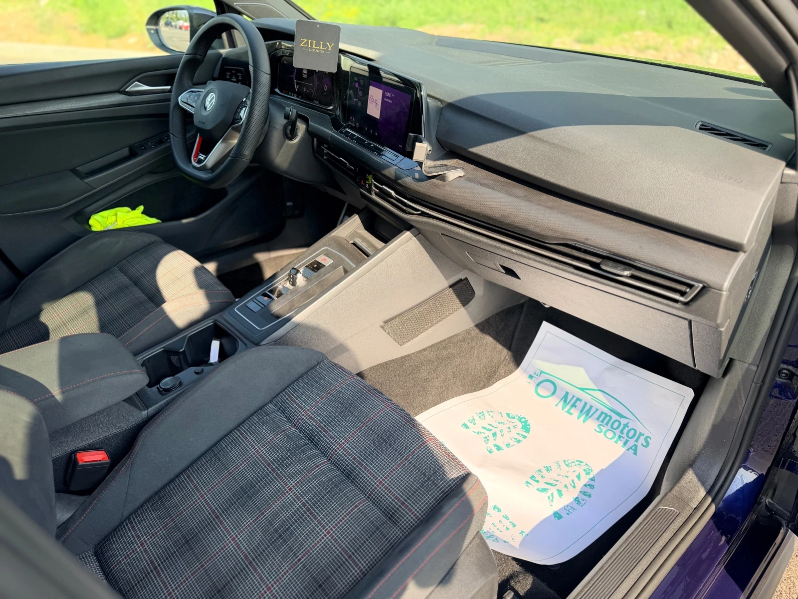 VW Golf 2.0GTI-Performance Лизинг през Уникредит, снимка 14 - Автомобили и джипове - 55433041