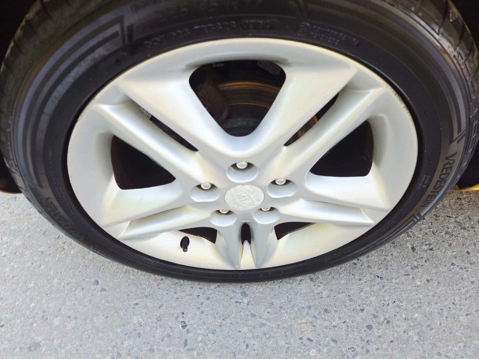 Kia Ceed 1, 600 EURO5, снимка 13 - Автомобили и джипове - 55580309