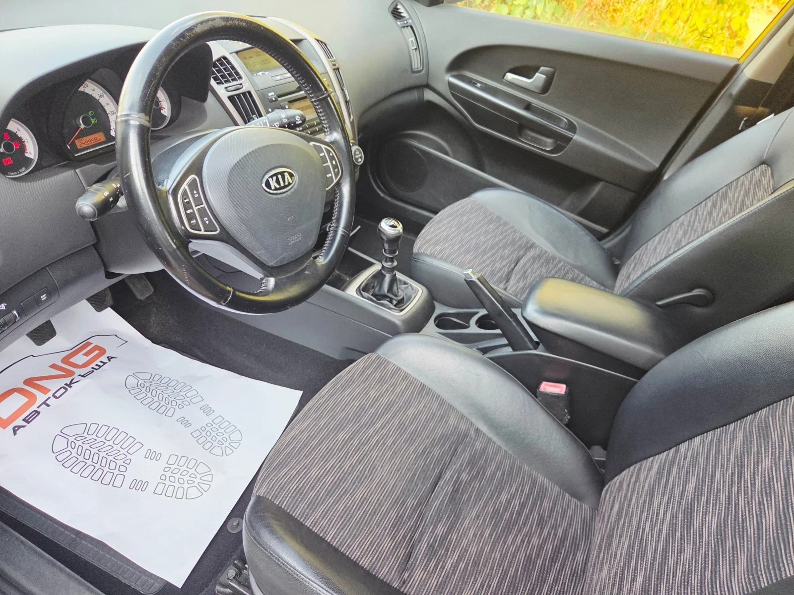 Kia Ceed 1, 600 EURO5, снимка 9 - Автомобили и джипове - 55580309