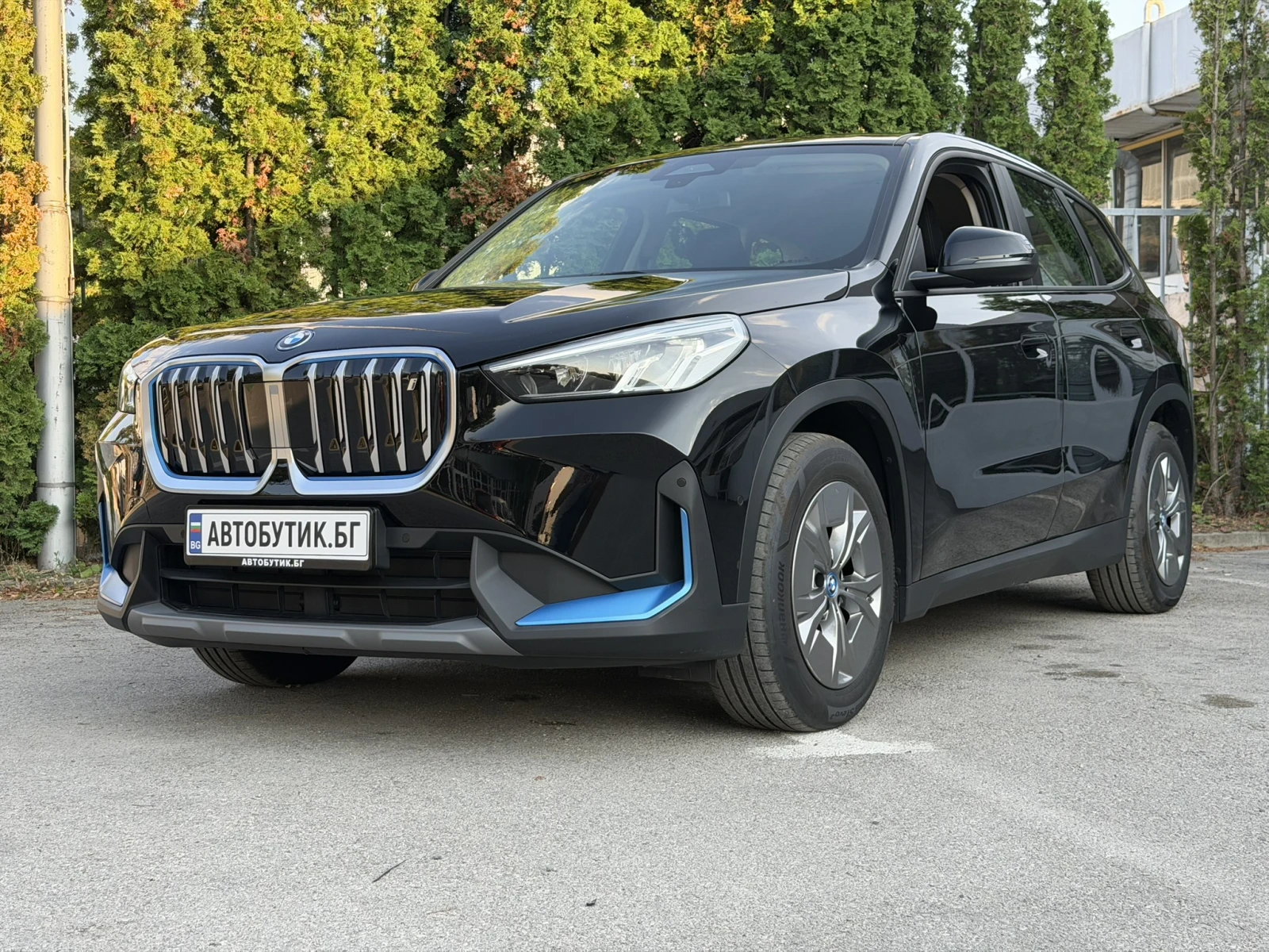 BMW iX1 xDrive30, снимка 3 - Автомобили и джипове - 55617855