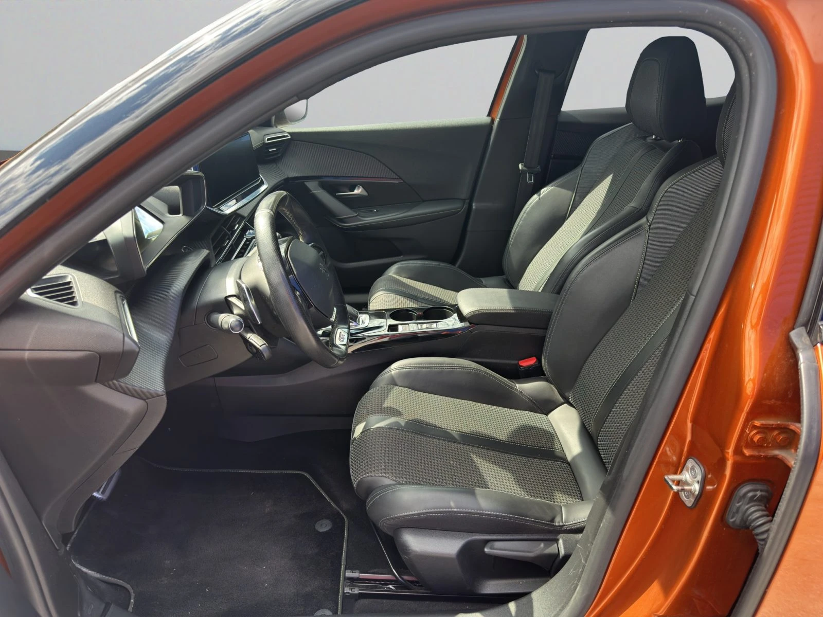Peugeot 2008 GT Line//2006R15 | Mobile.bg � ����������� 10