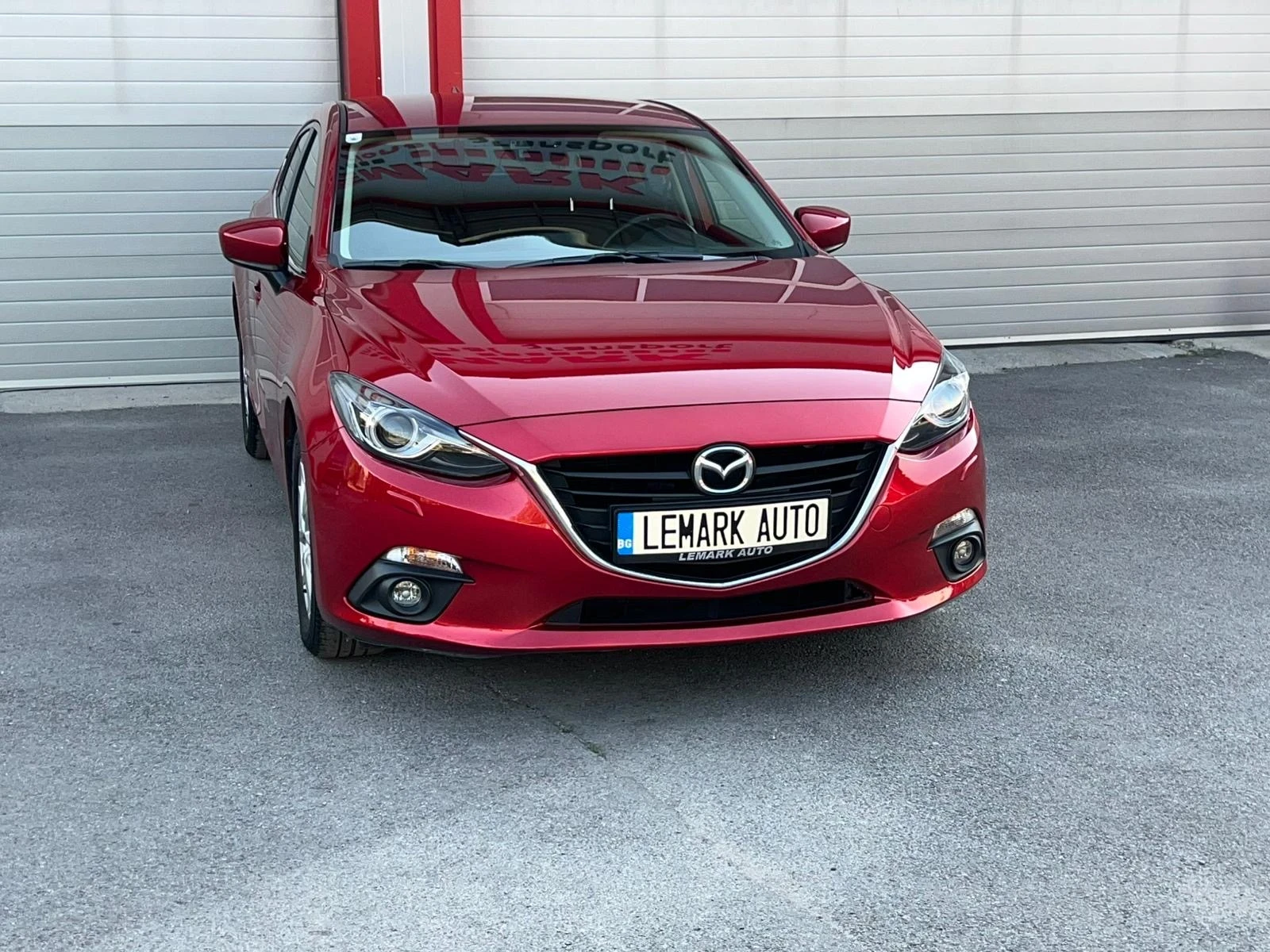 Mazda 3 1.5D SKY ACTIVE AUTOMATIK NAVI KEY LESS EVRO 6B , снимка 3 - Автомобили и джипове - 55826163