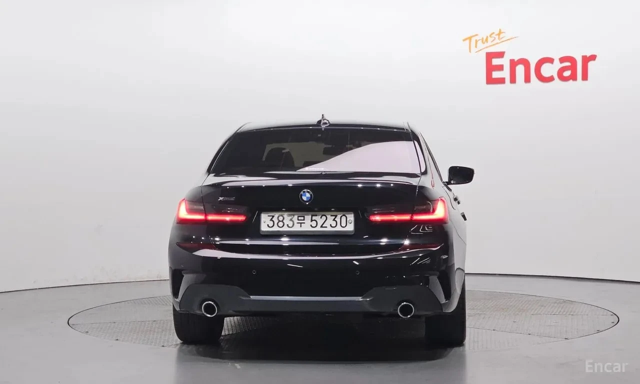 BMW 320 d xDrive M Sport | ДИСТРОНИК | 360 | HUD, снимка 4 - Автомобили и джипове - 55888776