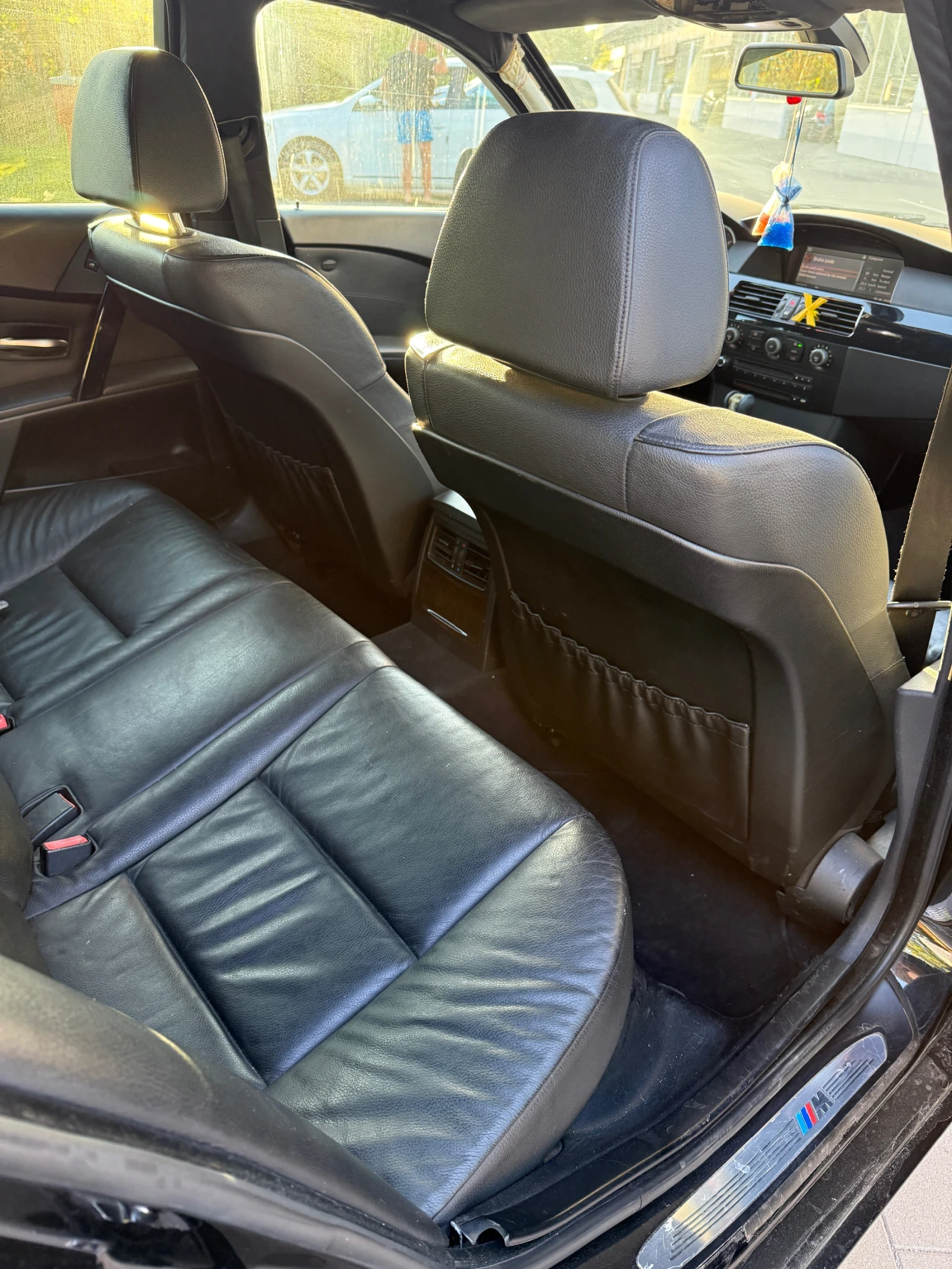BMW 530 3.0D/ M PACKAGE/ FULL, снимка 14 - Автомобили и джипове - 55903184