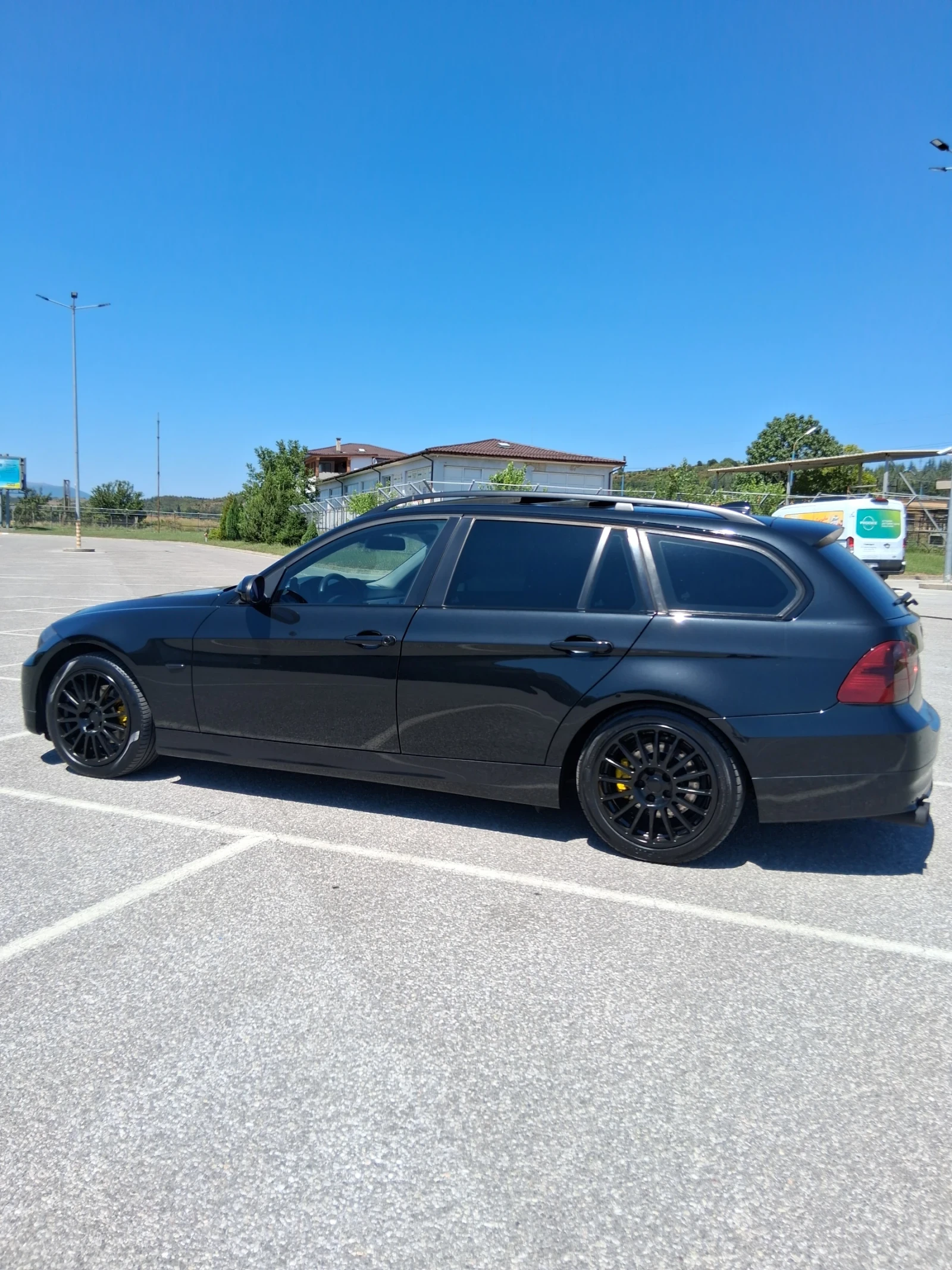 BMW 325 i, снимка 2 - Автомобили и джипове - 56145671