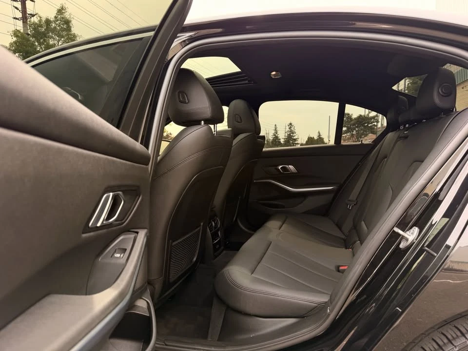 BMW 330 i, ������ ���� �� �� | Mobile.bg � ����������� 12