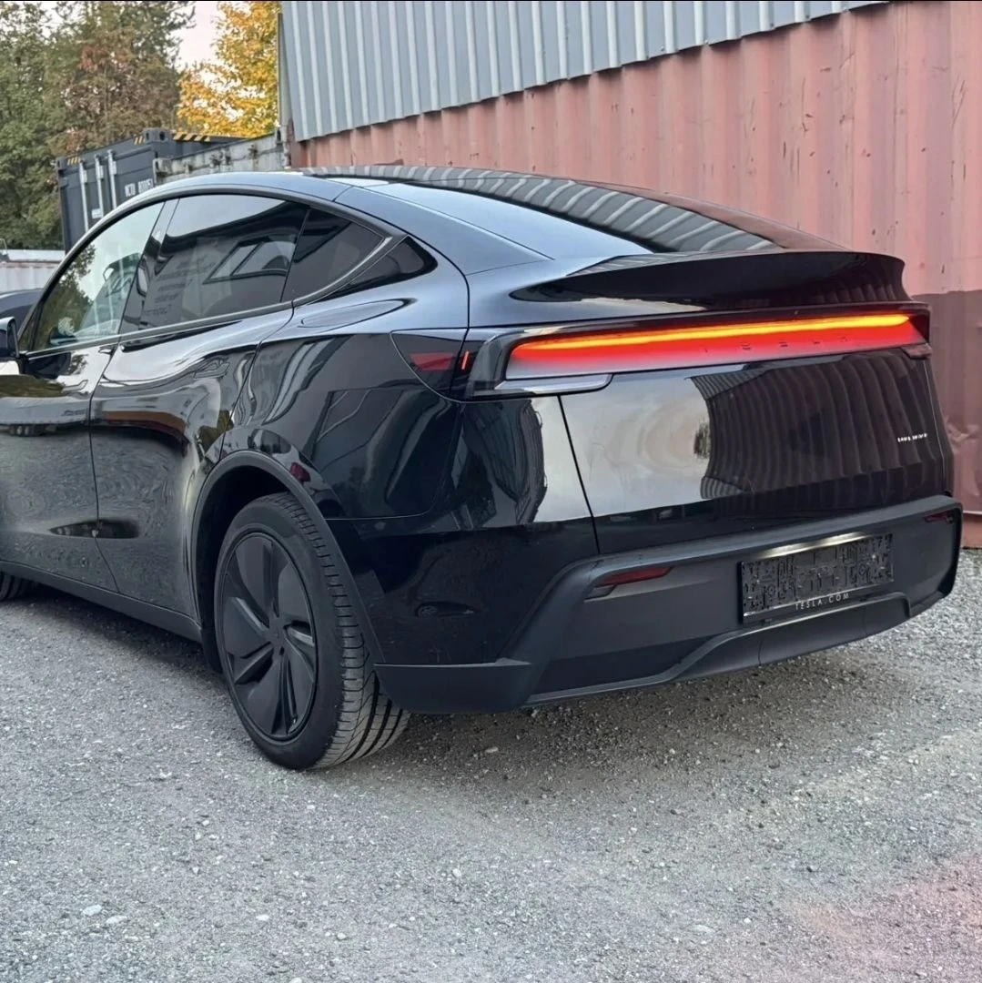 Tesla Y Juniper LR AWD, снимка 2 - Автомобили и джипове - 56722816
