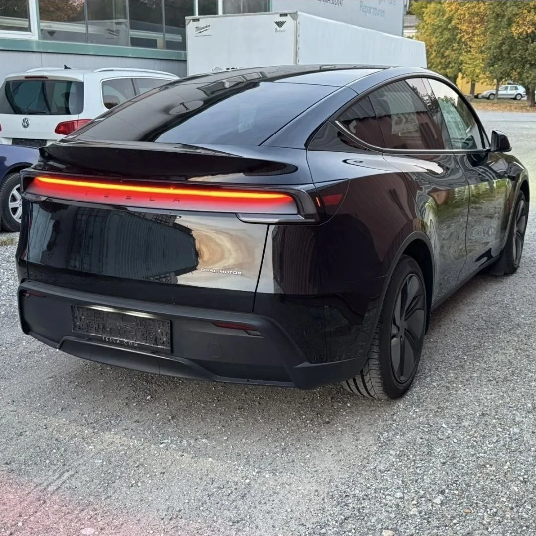 Tesla Y Juniper LR AWD, снимка 3 - Автомобили и джипове - 56722816