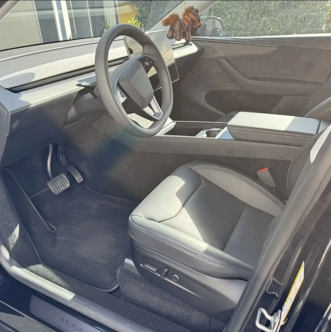 Tesla Y Juniper LR AWD, снимка 5 - Автомобили и джипове - 56722816