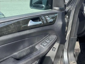 Mercedes-Benz GLE 400 /ПАНОРАМА/ПОДГРЕВИ/360 КАМЕРИ/ВТОРИ ГУМИ, снимка 10