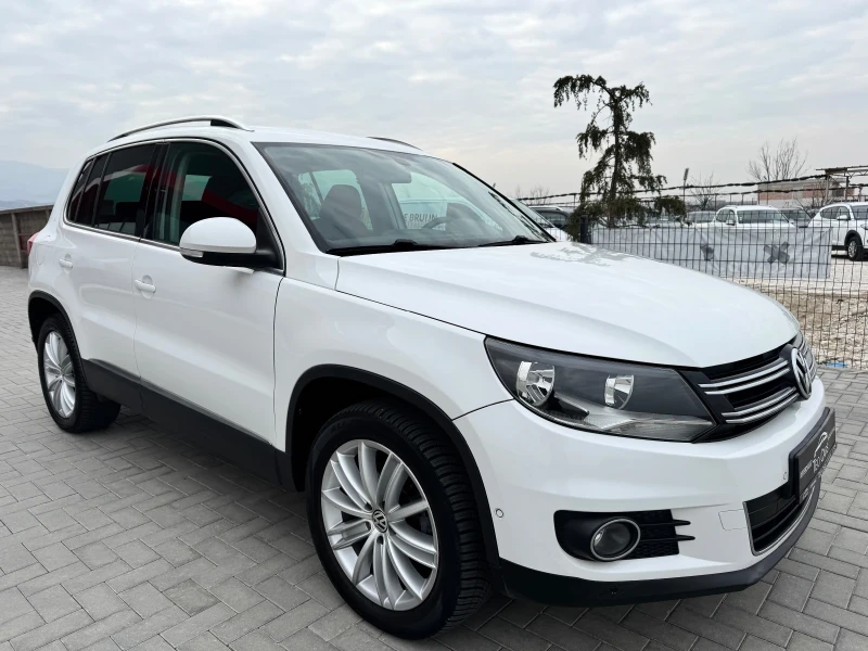 VW Tiguan 2.0 TDI 140к.с 4MOTION / DSG / HIGHLINE / NAVI, снимка 1 - Автомобили и джипове - 48146149