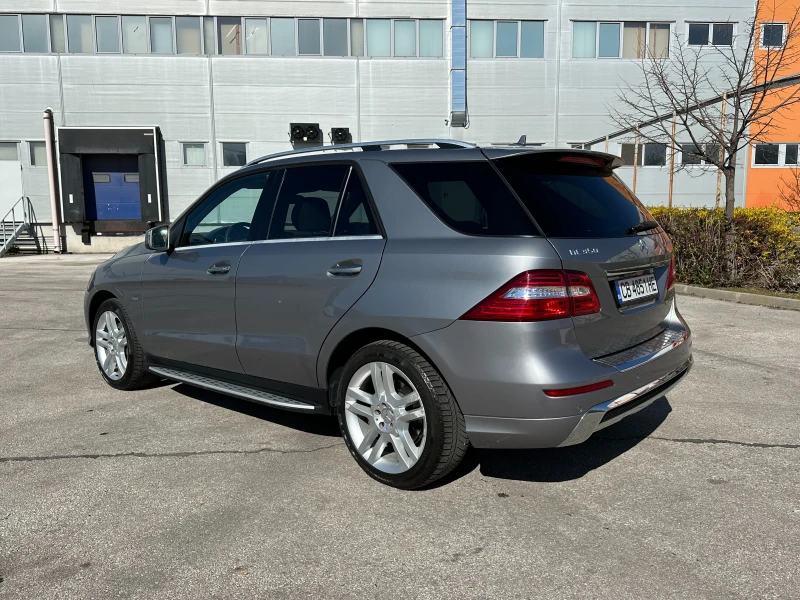 Mercedes-Benz ML 350 3.0d 258 к.с. 4Matic/AMG Pack, снимка 3 - Автомобили и джипове - 49560719