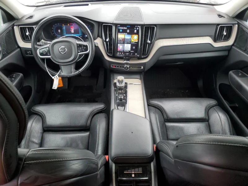 Volvo XC60 B6 INSCRIPTION, снимка 8 - Автомобили и джипове - 52485304