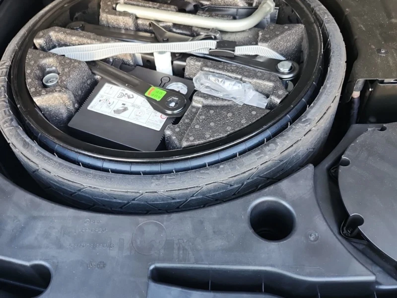 Audi Q8  55 TFSI e Quattro Plug-In Hybrid, снимка 5 - Автомобили и джипове - 53330625