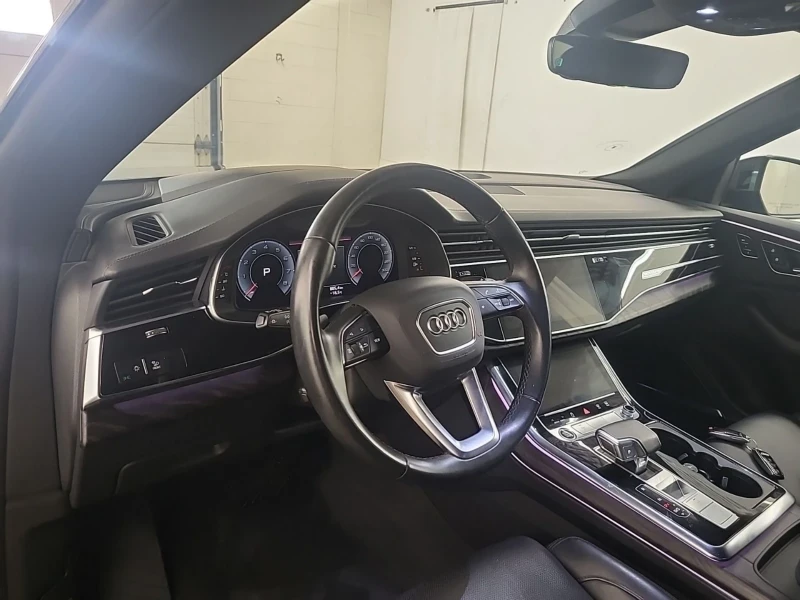 Audi Q8  55 TFSI e Quattro Plug-In Hybrid, снимка 12 - Автомобили и джипове - 53330625