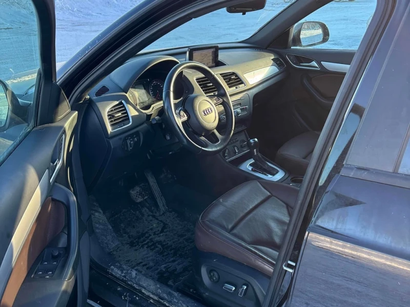 Audi Q3 * Komfort * CARFAX * ПОДГРЕВИ * PANO, снимка 5 - Автомобили и джипове - 53434101