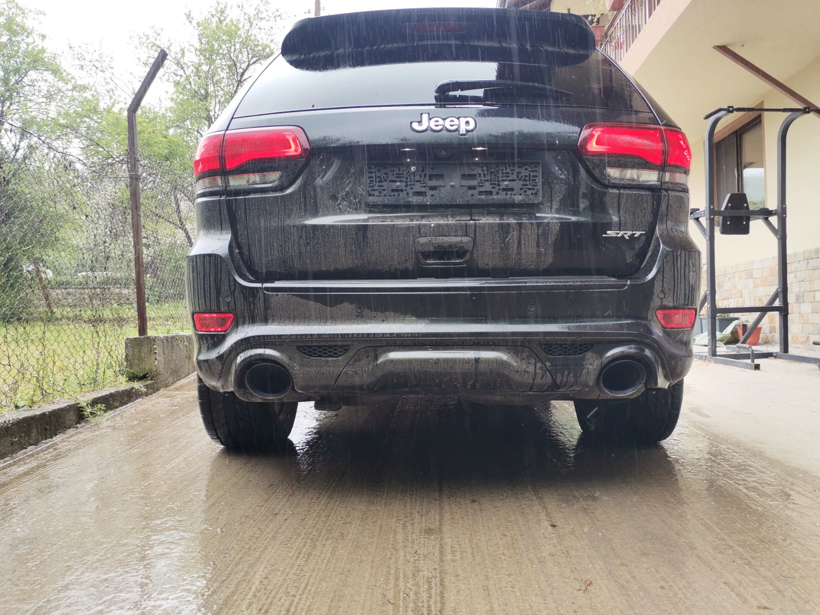 Jeep Grand cherokee 6.4 srt  - изображение 10