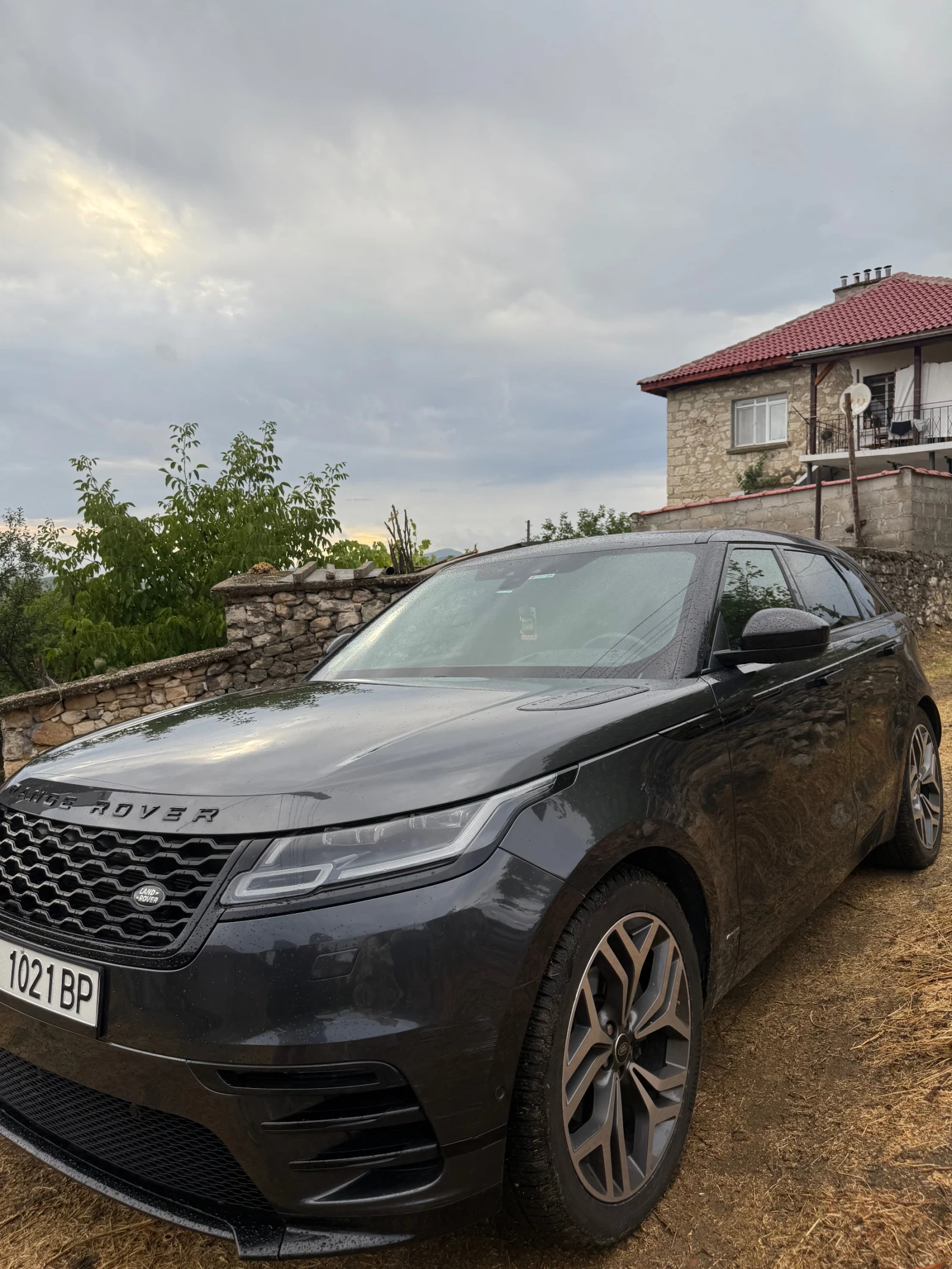 Land Rover Range Rover Velar  - изображение 2